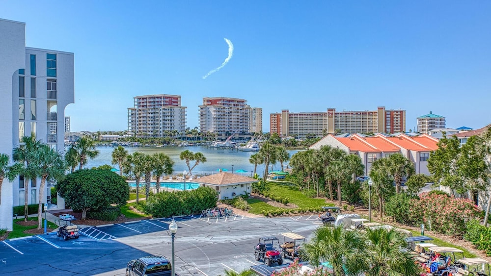 Condo, Multiple Beds, Canal View (Dolphin Point 402B) photo 3