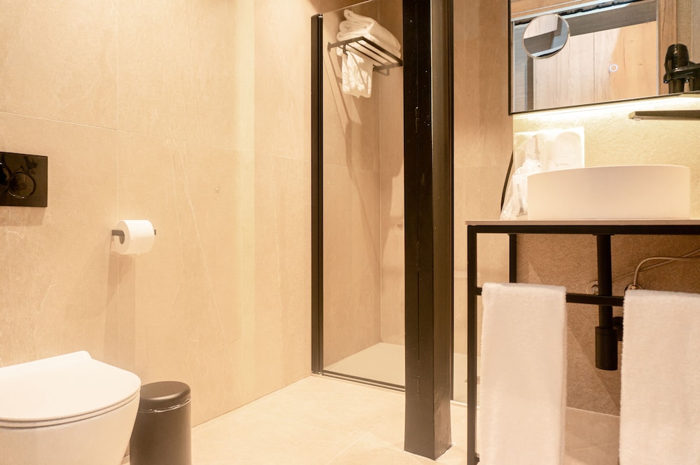 Deluxe Penthouse - Photo 7