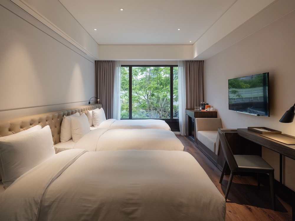 The Studio, 3 Large Twin Beds