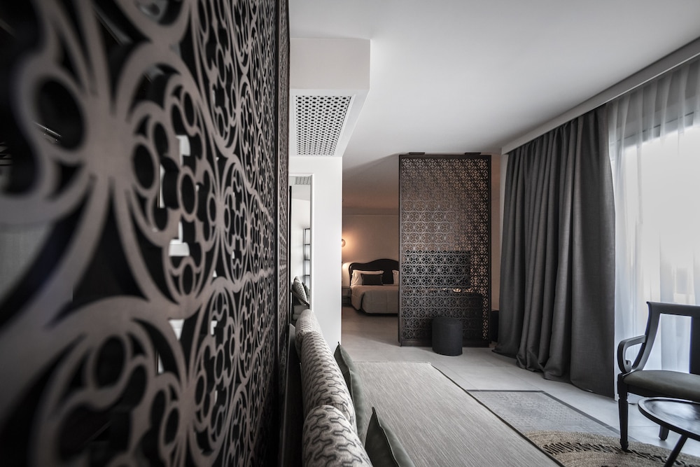 Luxury Room photo 2