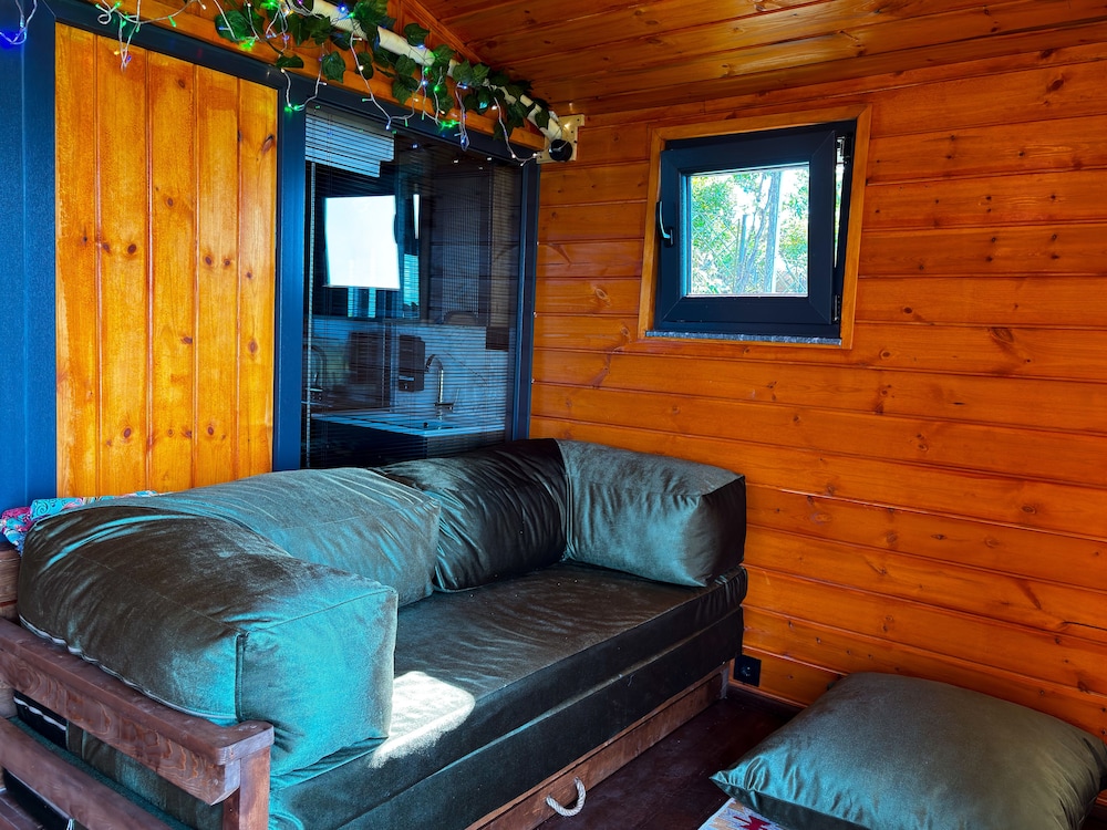 Superior Bungalow photo 2