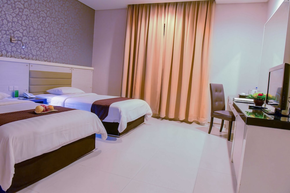 Deluxe Twin Room photo 3