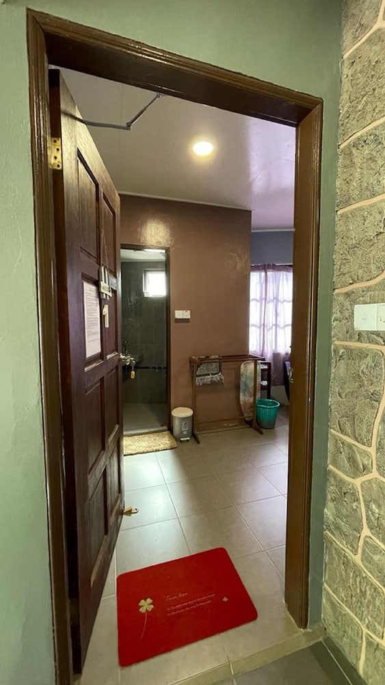 Room, Private Bathroom photo 3