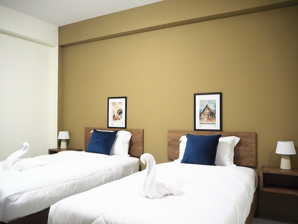 Deluxe Room, 2 Twin Beds, Non Smoking, Private Bathroom