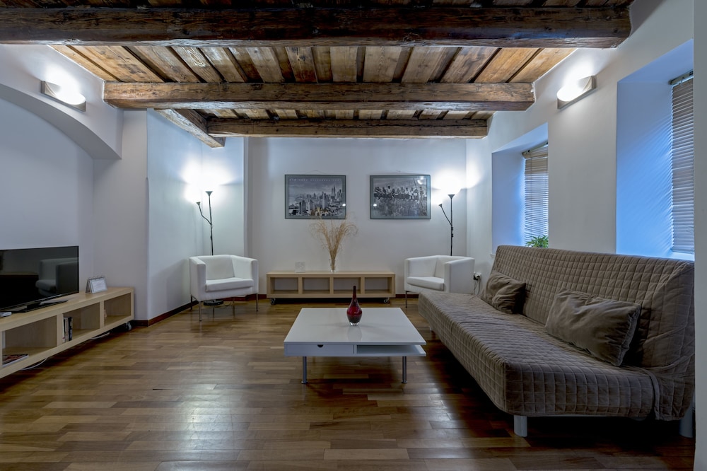 Romantic Duplex, Multiple Beds, Kitchenette, Mezzanine thumbnail 6