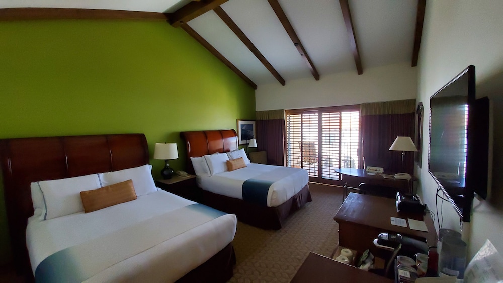 Deluxe Room, 2 Queen Beds