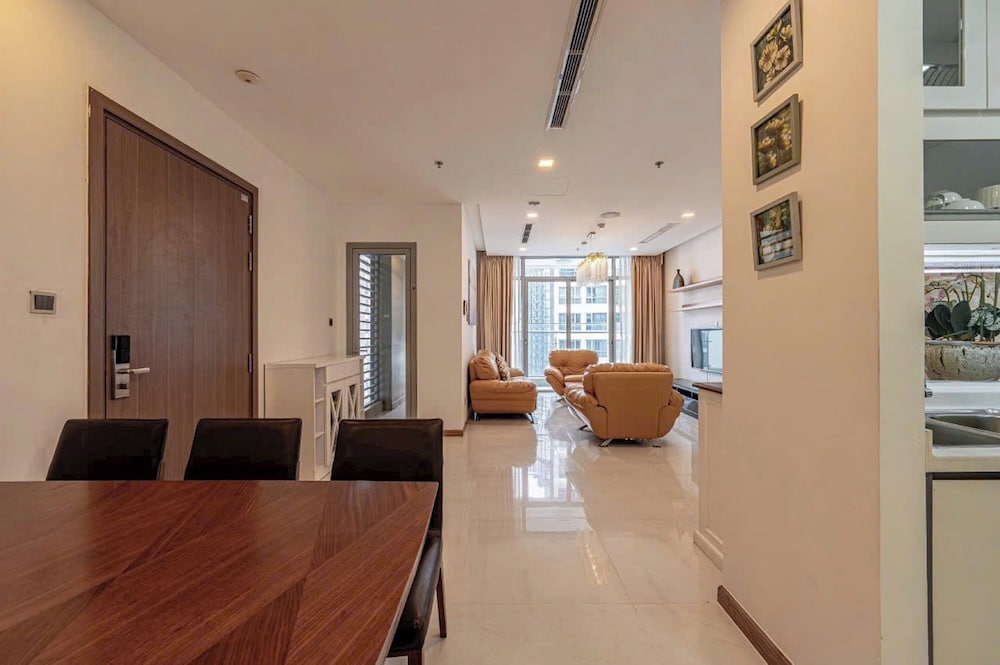 Presidential Suite, 4 Bedrooms, Business Lounge Access, City View