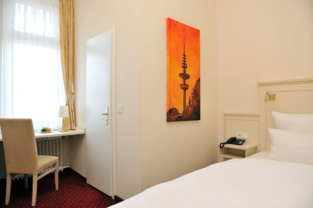 Economy Single Room photo 2