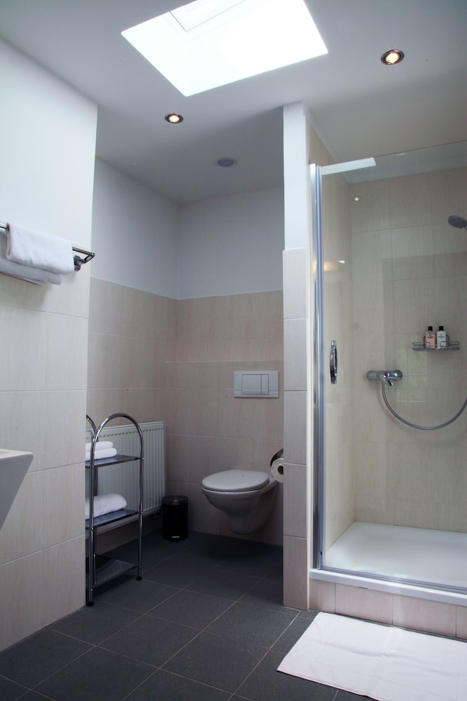 Double or Twin Room photo 3