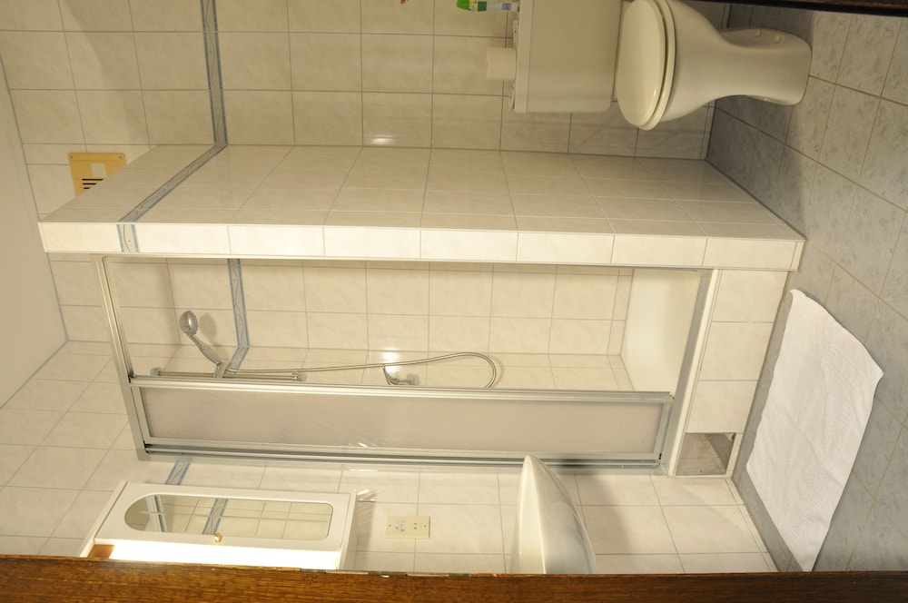 Quadruple Room - Photo 3