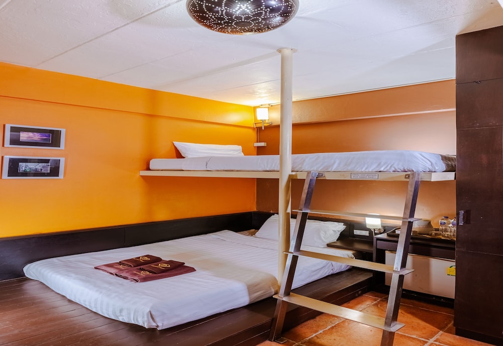 Standard Twin Room photo 1