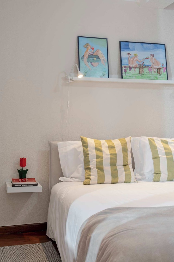 Basic House, 1 Queen Bed with Sofa bed, Sea View photo 1