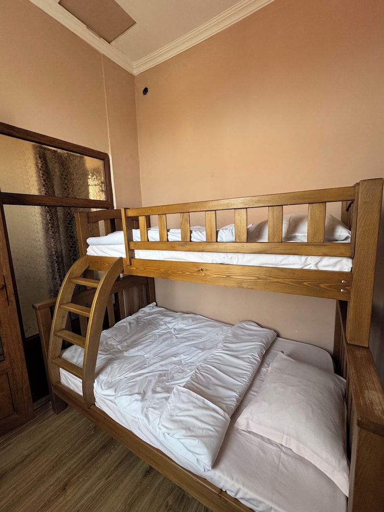 Family Double Room, Balcony, City View photo 3