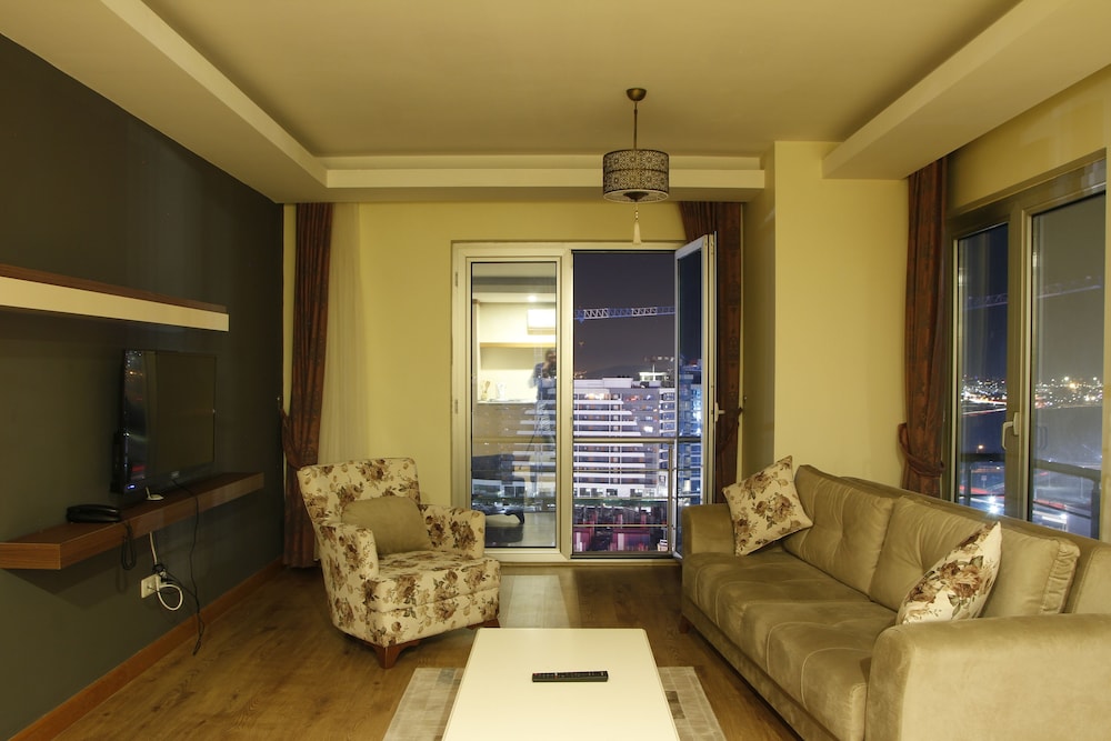 Deluxe Apartment photo 2