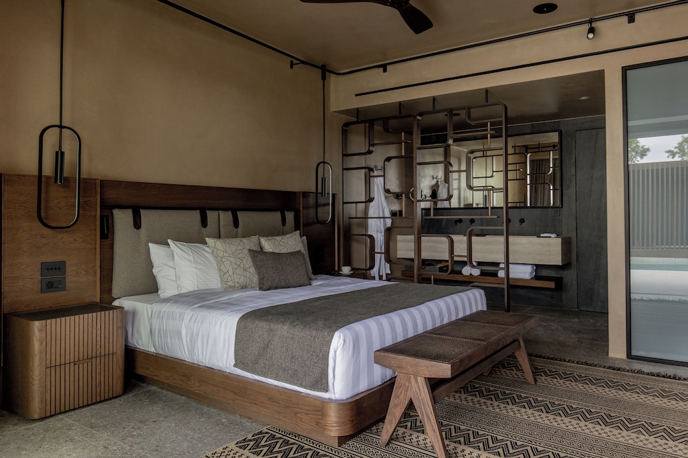 Signature Villa with Private Pool & Steam Bath - Photo 8