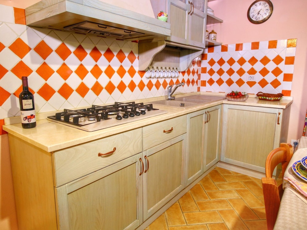 Classic House, 2 Bedrooms photo 3
