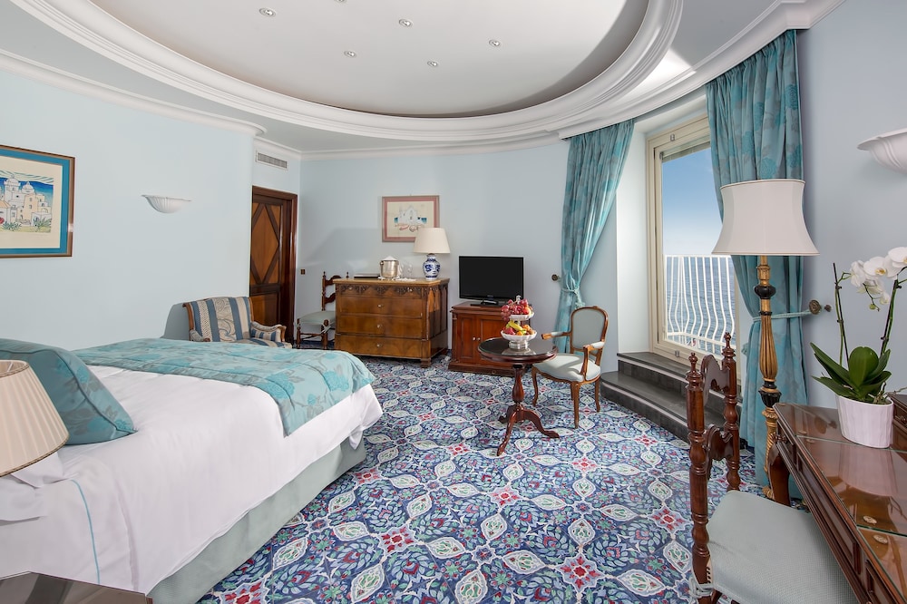 Grand Suite, Balcony, Sea View photo 1