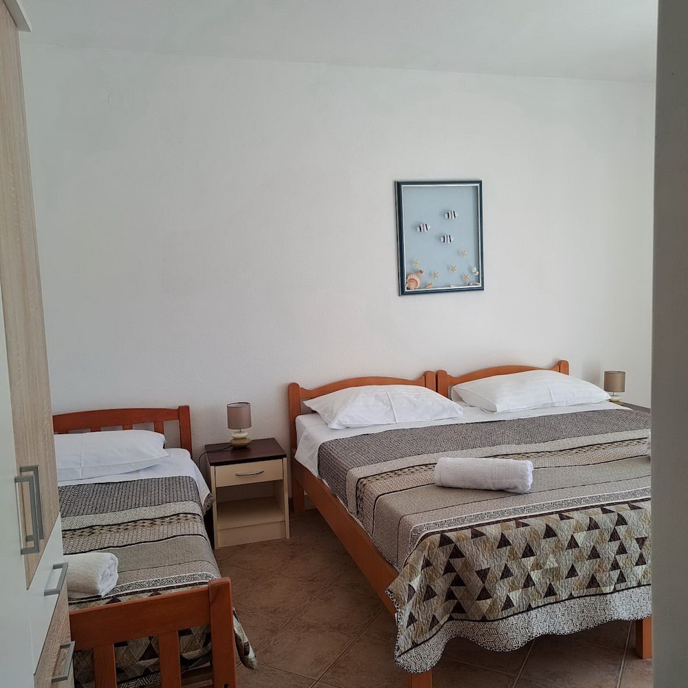 Apartment (Two Bedroom Apartment with Balcony) photo 1