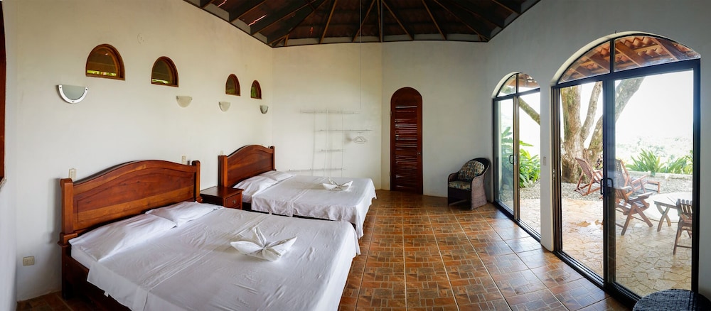 Bungalow Familiar, 1 Dormitorio, Piscina Privada, Vista a la Laguna
