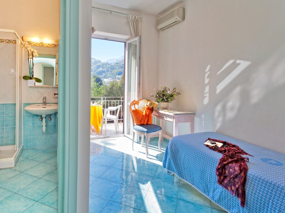 Standard Single Room, Balcony