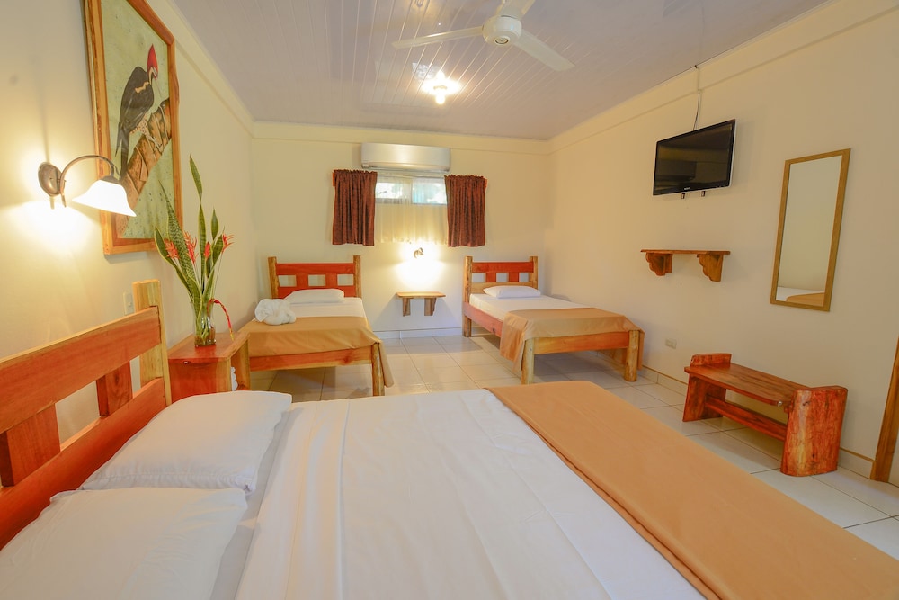 Deluxe Quadruple Room photo 3