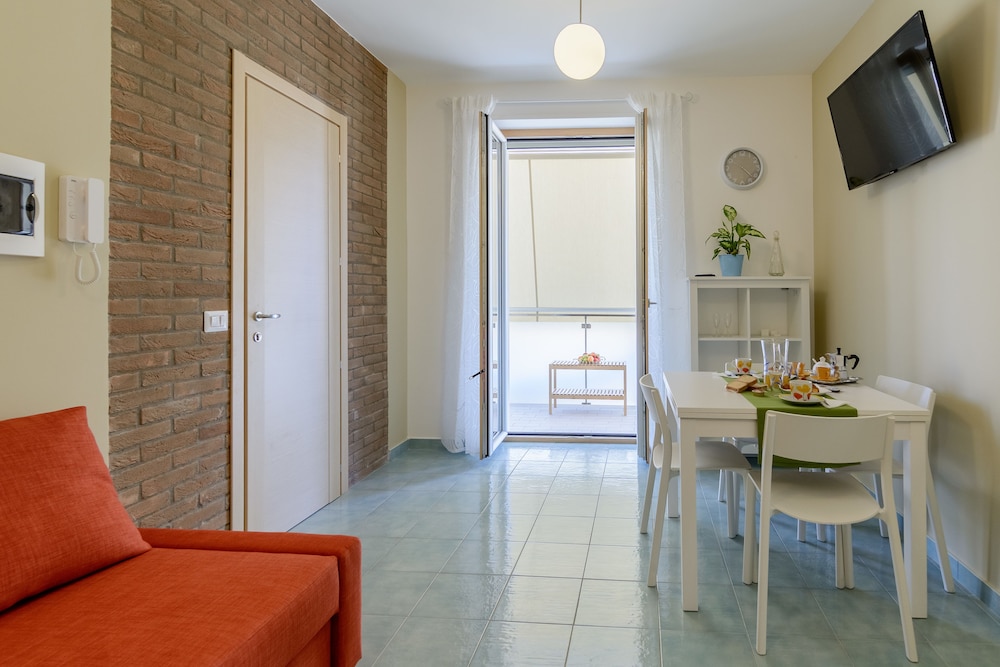 Comfort Suite, Partial Sea View photo 3