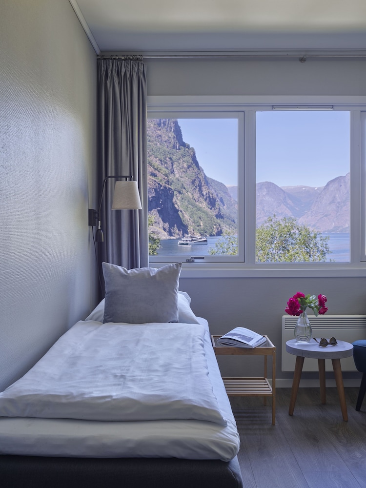 Panoramic Twin Room photo 3