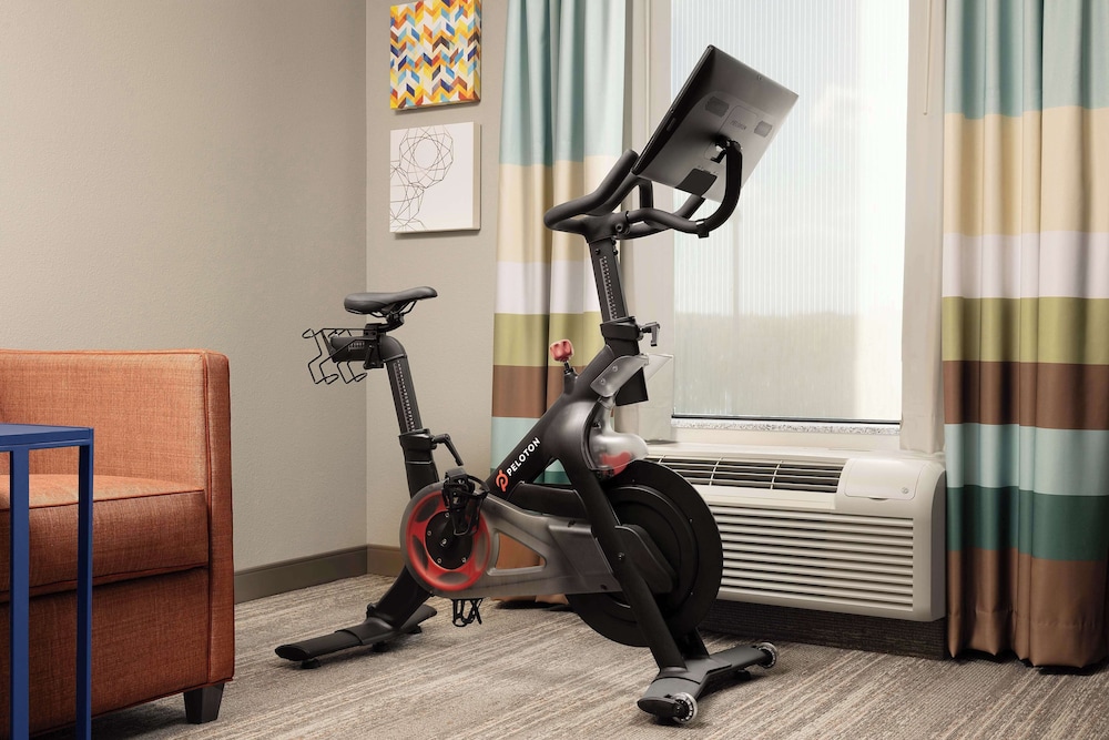Studio, 1 King Bed (Peloton Bike) photo 1