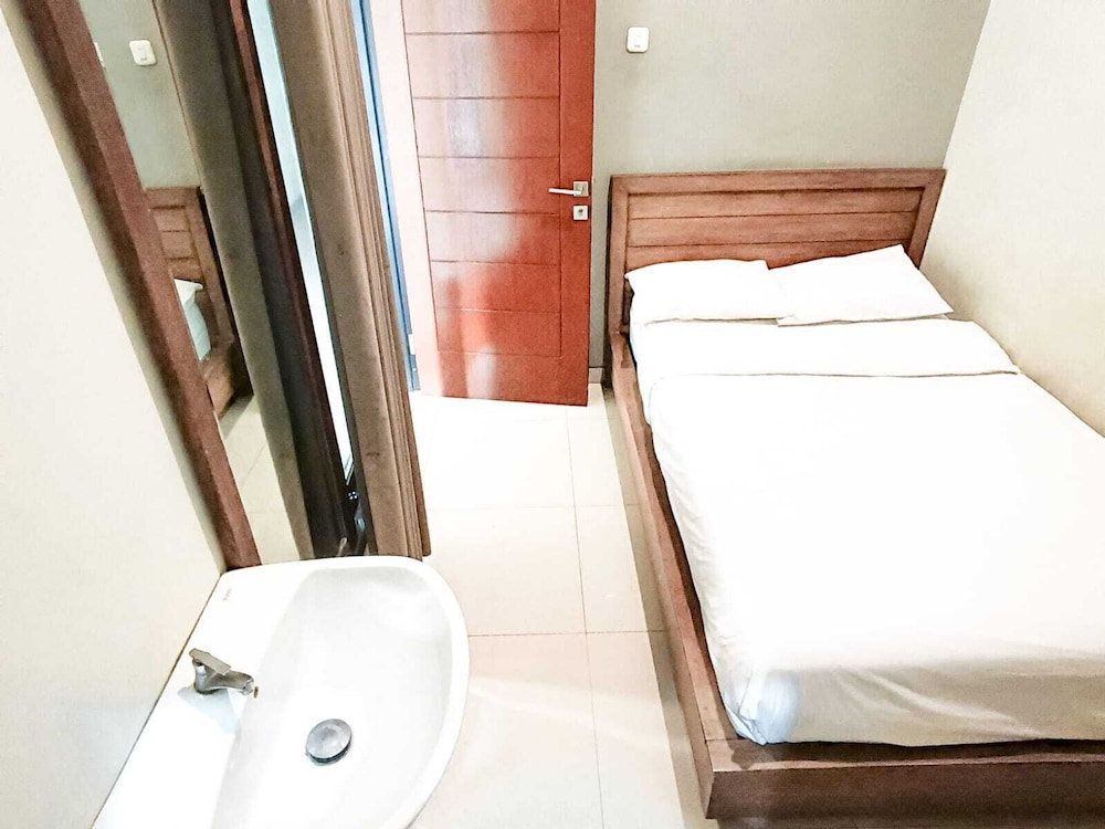 Basic Room, 1 Bedroom, Non Smoking photo 1