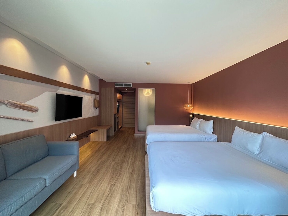 Premier Quadruple Room photo 2
