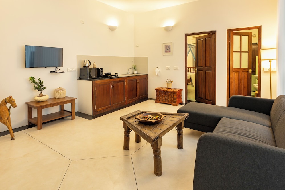 Classic Studio Suite, Balcony, City View