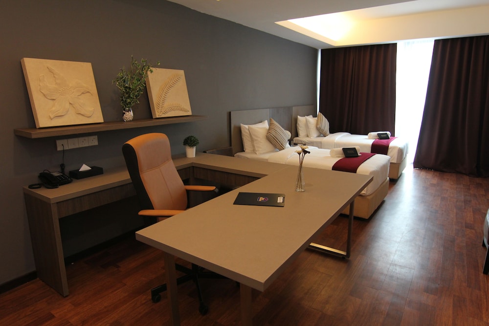 Deluxe Twin Room - Photo 8