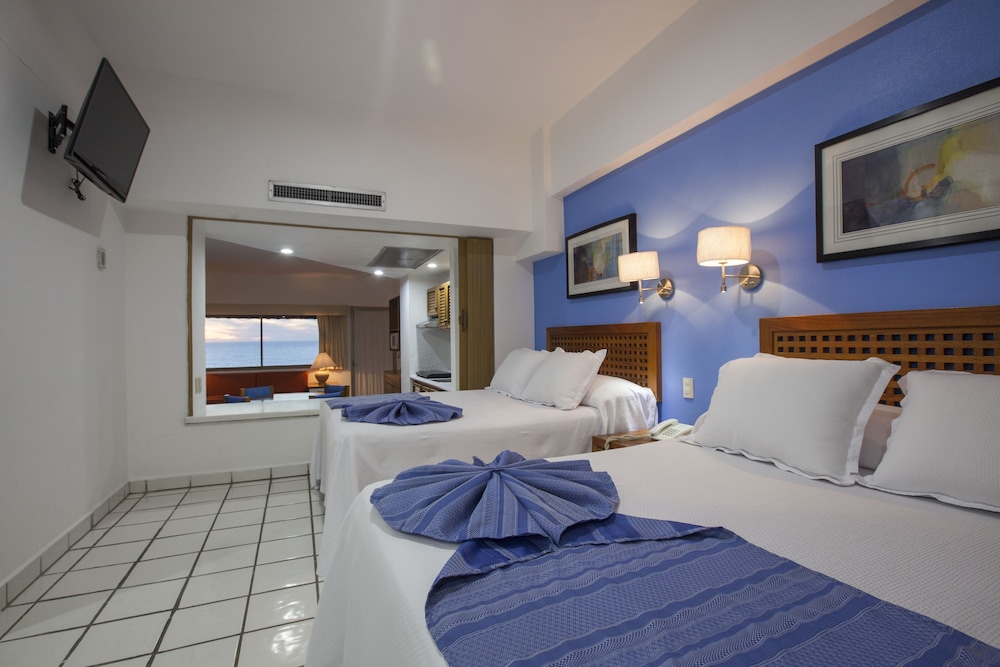 Suite, Kitchenette, Sea View - Photo 15