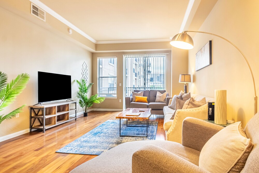 Luxury Apartment