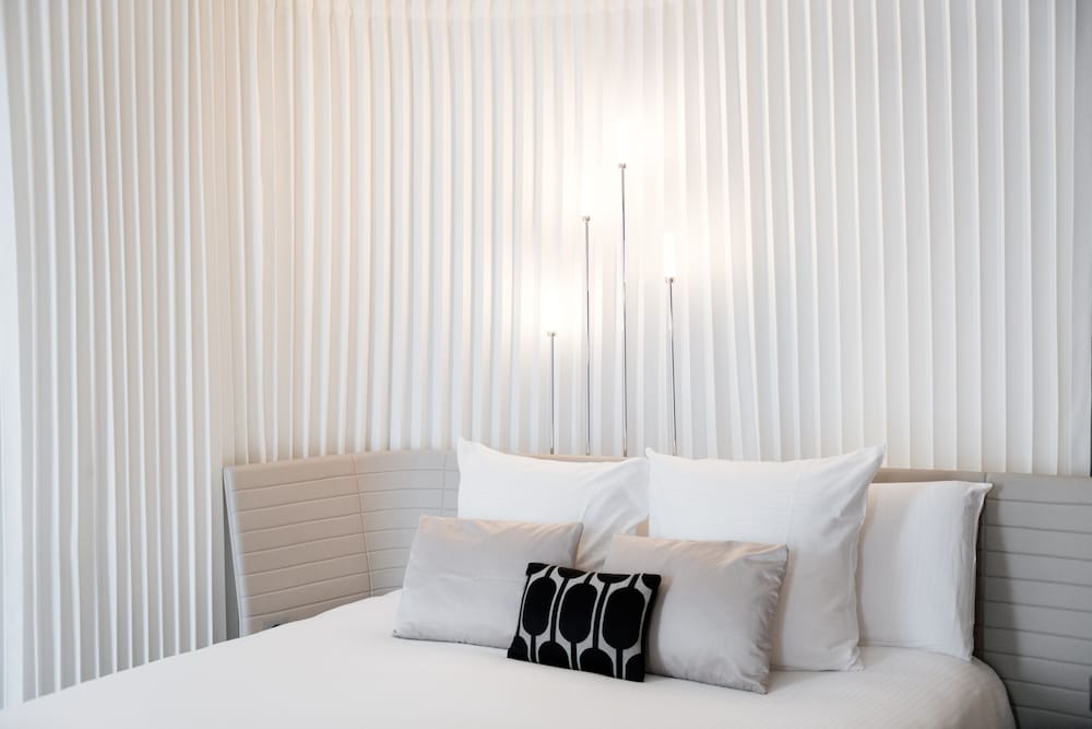 Deluxe Room, 2 Double Beds, Pool View photo 2