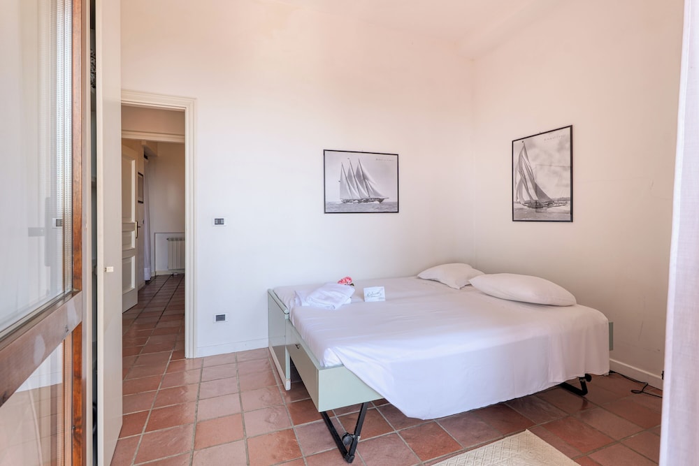 Standard Apartment, Multiple Bedrooms, 2 Bathrooms (Hanbury Apt Pool And Sea)