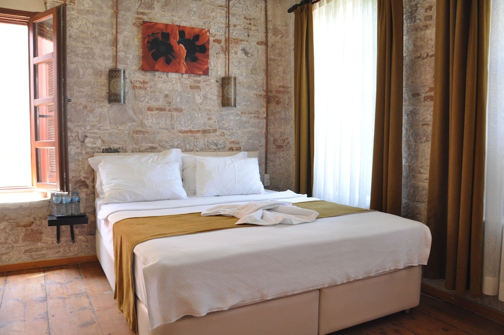 Comfort Triple Room photo 2