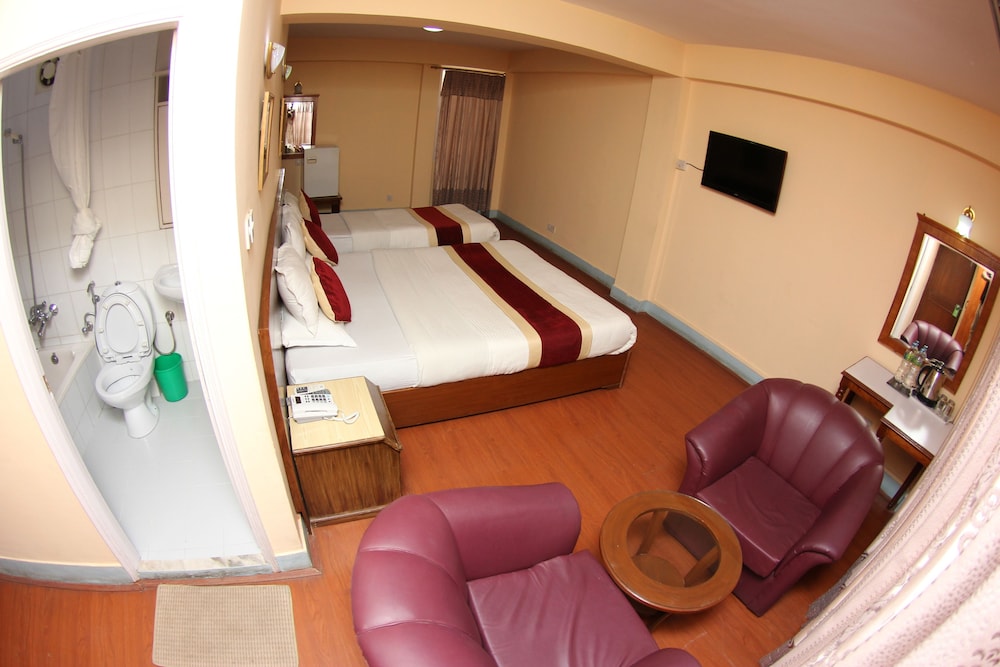 Deluxe Double or Twin Room