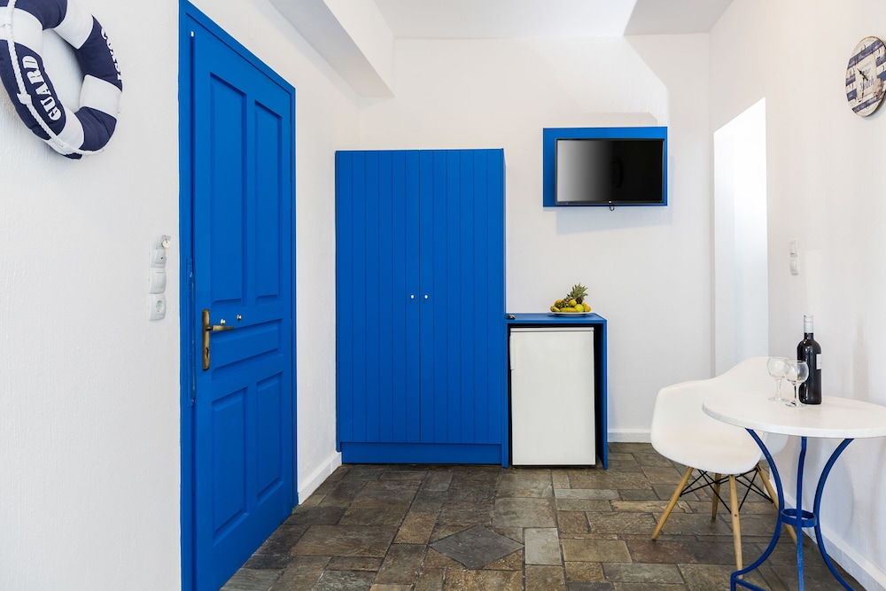 Family Apartment photo 2