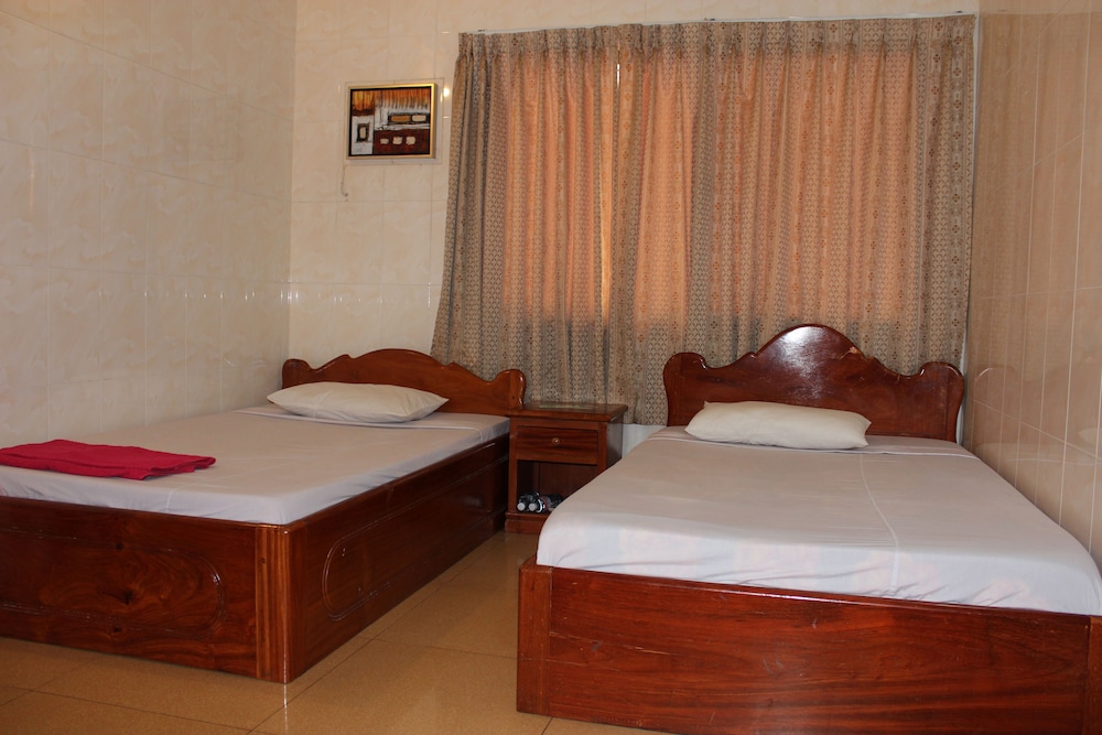 Twin Room (Aircon)
