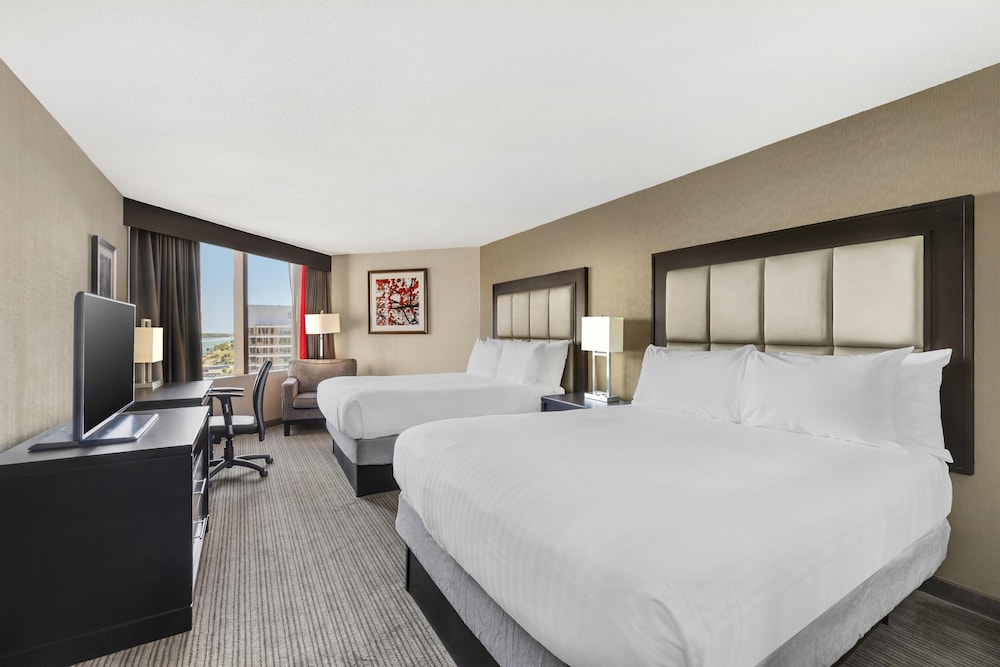 Standard Room, 2 Queen Beds, Non Smoking, Refrigerator - Photo 1
