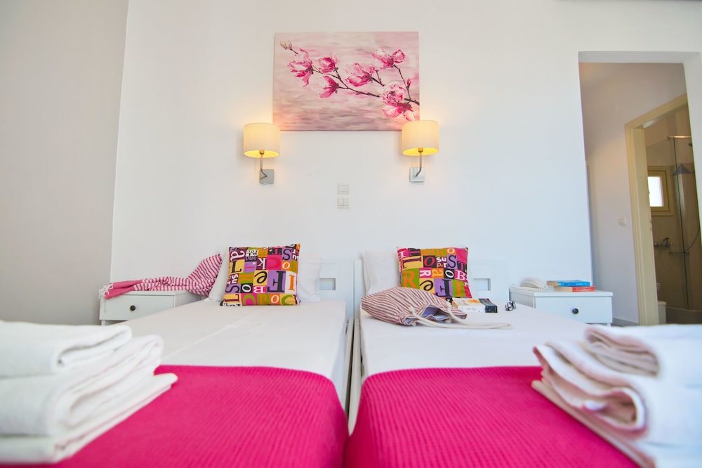 Family Room, 1 Bedroom