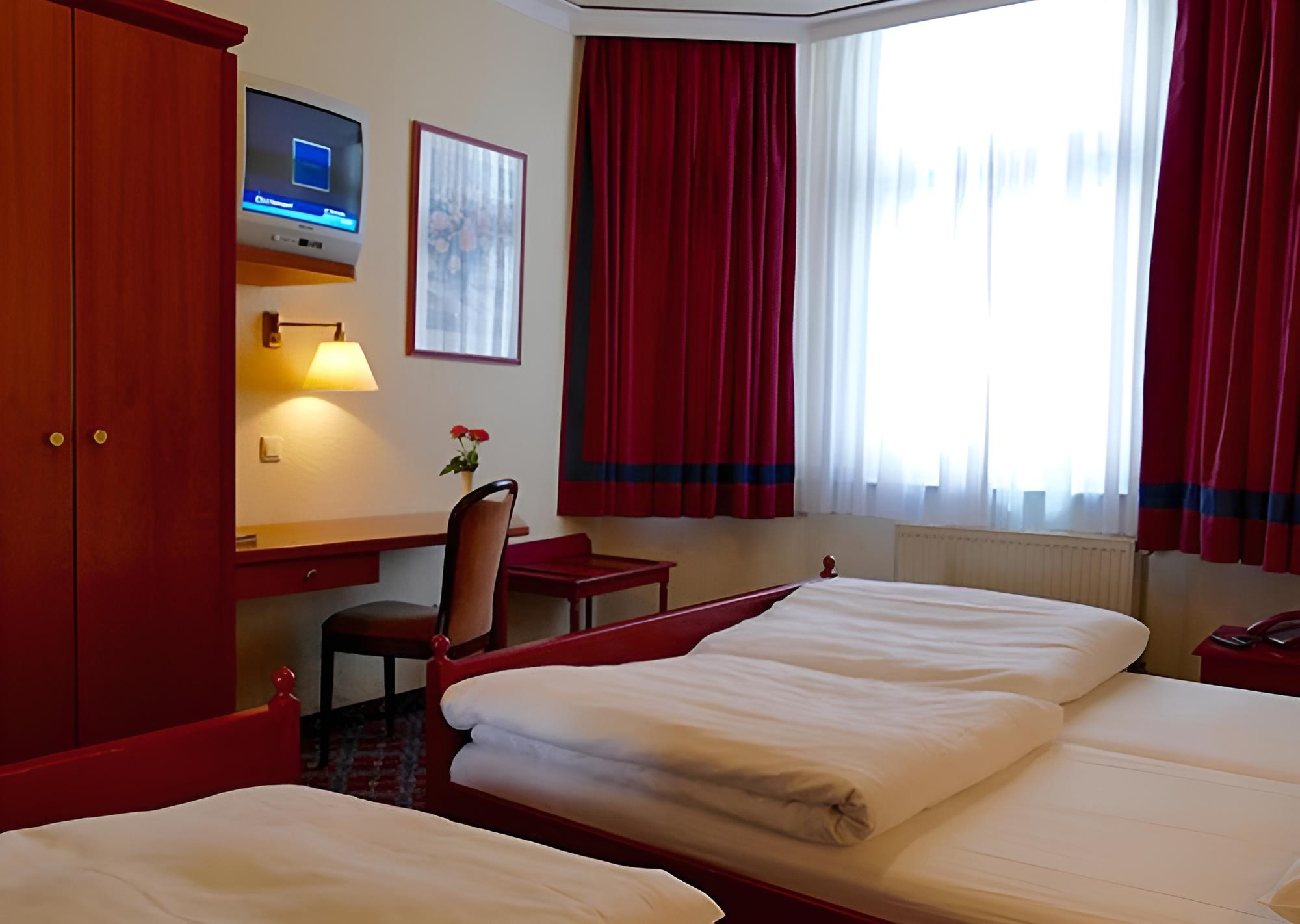 Triple Room photo 3
