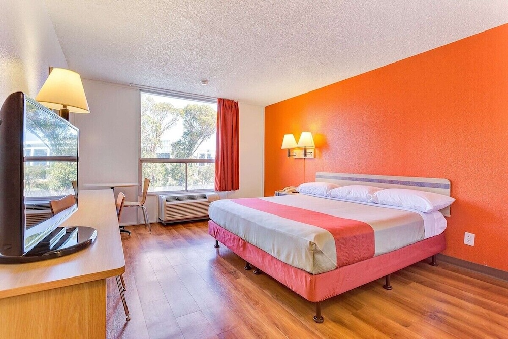 Premium Suite, Multiple Beds, Non Smoking photo 2