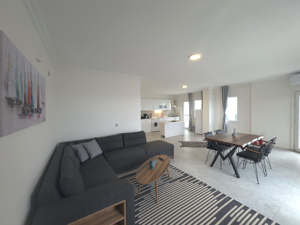 Standard Condo, 2 Bedrooms, Kitchen, Sea View