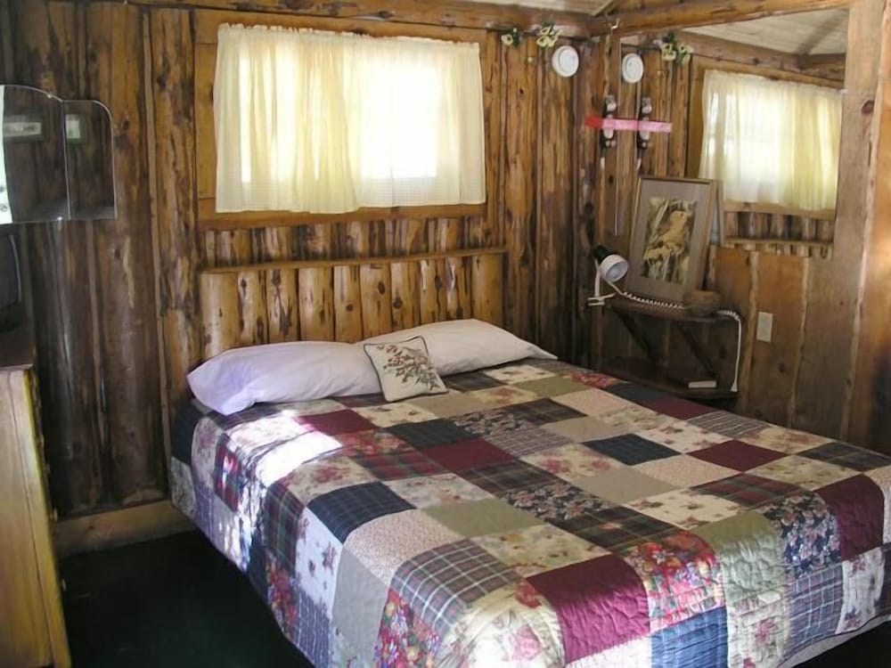 # 4, Bird Watcher, 1 Bed photo 1