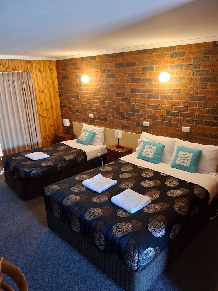 Twin Room, Garden View photo 2