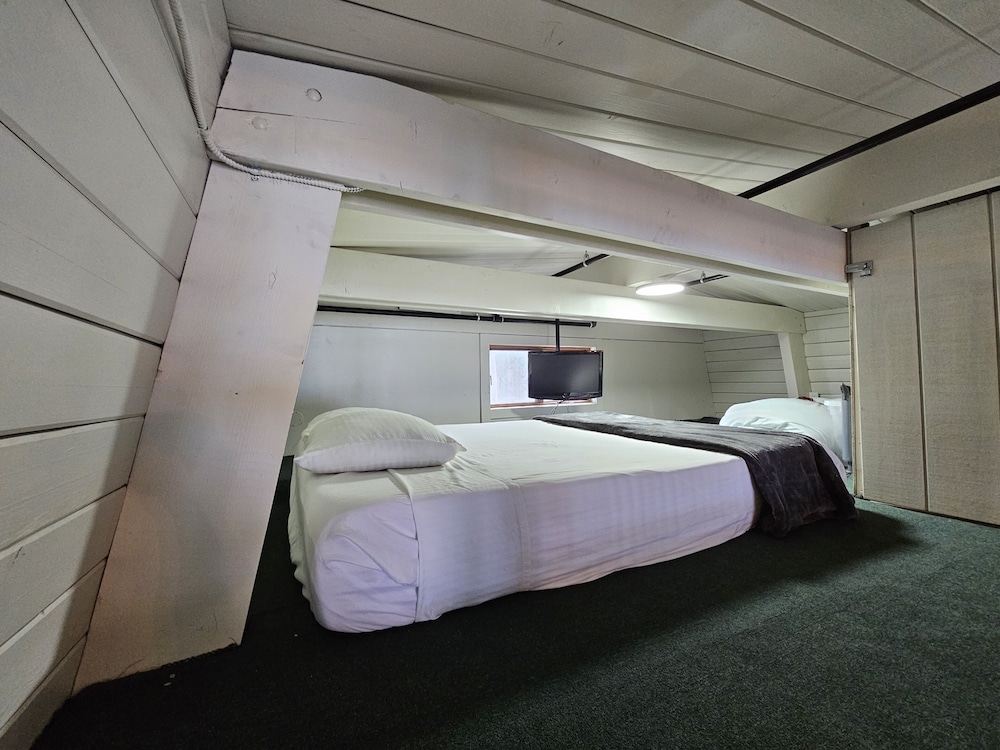 Luxury Suites + a loft (for children) photo 3