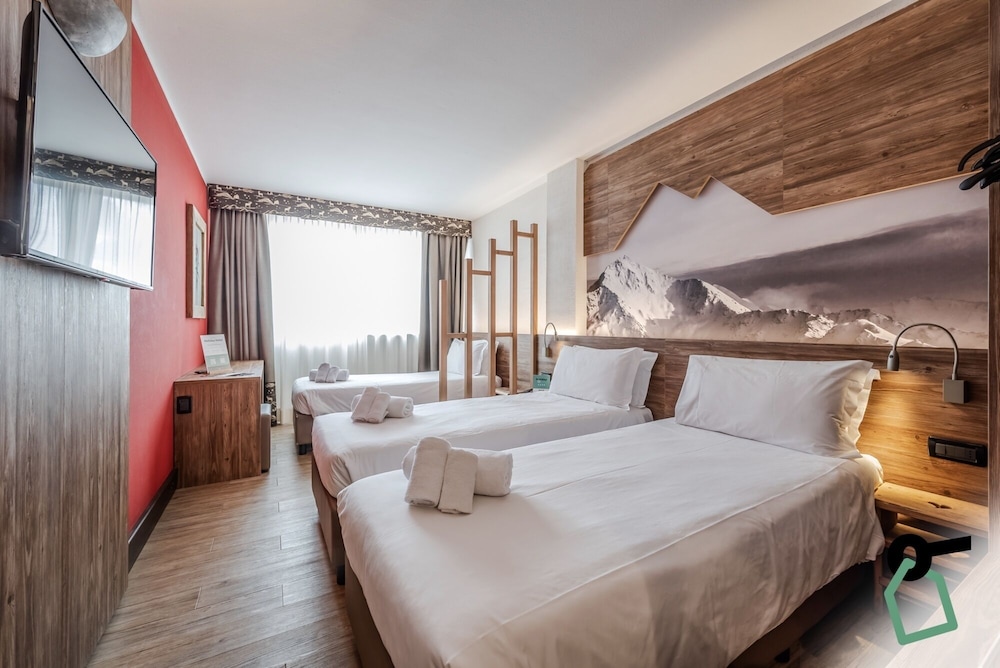 Comfort Triple Room