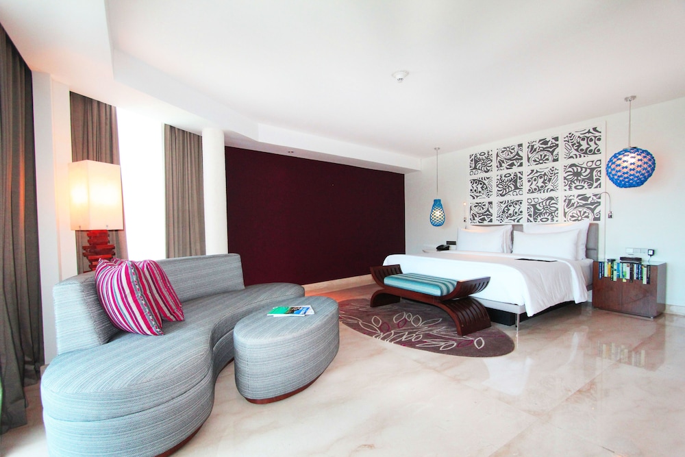 Suite, 1 Bedroom photo 2